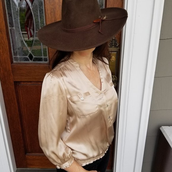 White House Black Market silk 3/4 sleeve tan top S - Picture 1 of 7